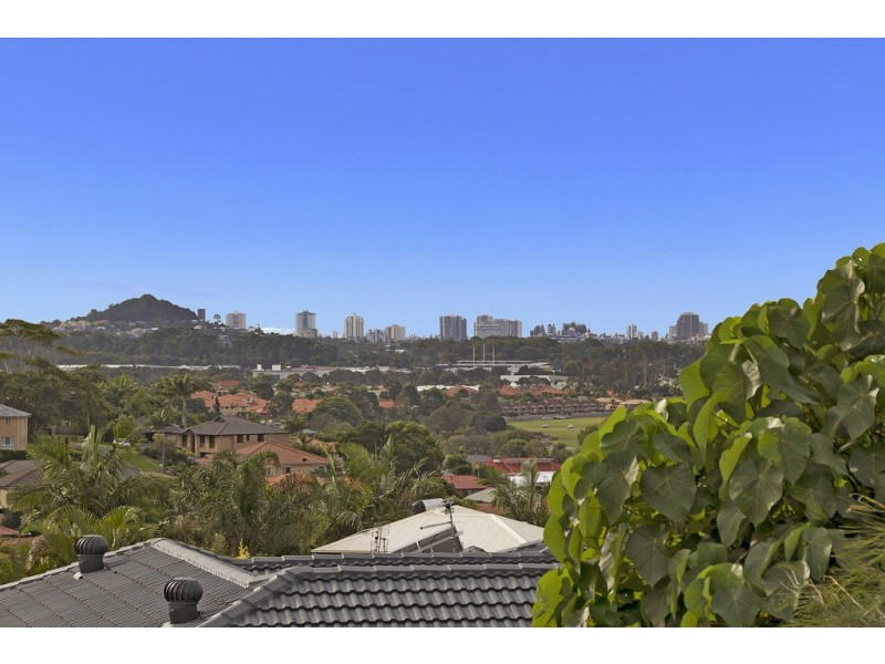 4 Clonakilty Close, Banora Point NSW 2486