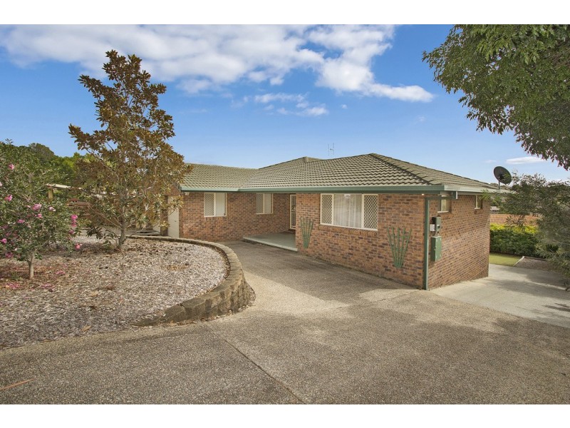 4 Clonakilty Close, Banora Point NSW 2486