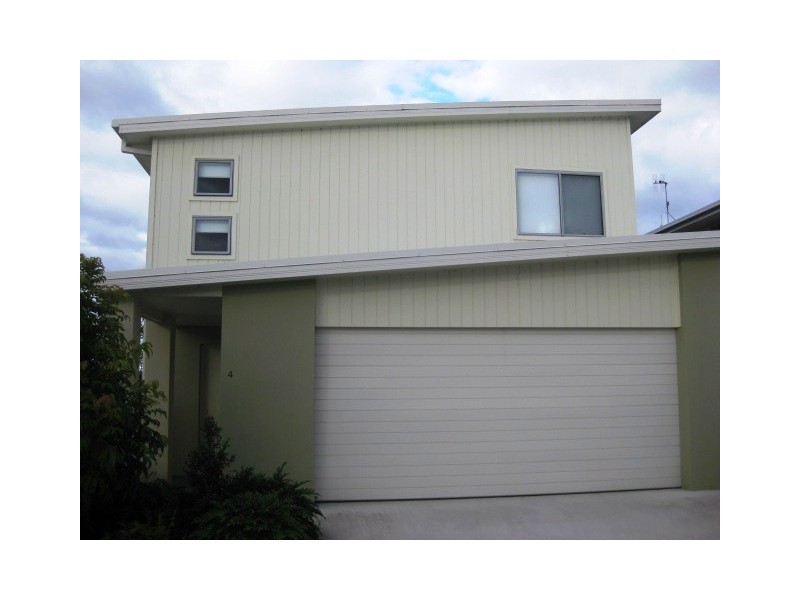Unit 4, 3-15 Lennox Circuit, Pottsville NSW 2489