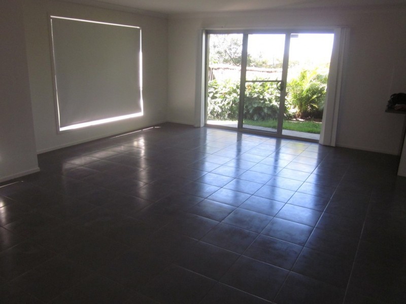 Unit 4, 3-15 Lennox Circuit, Pottsville NSW 2489
