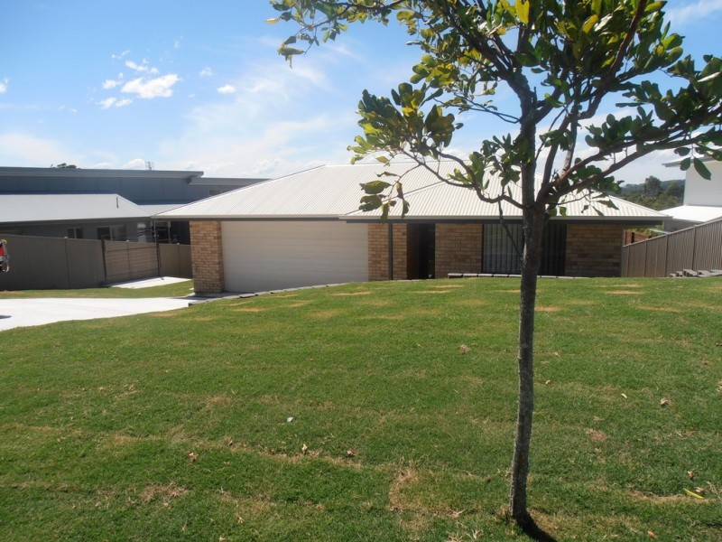 115 Newcastle Drive, Pottsville NSW 2489