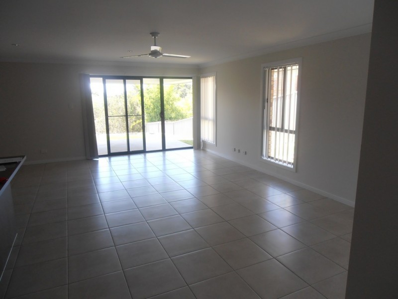 115 Newcastle Drive, Pottsville NSW 2489