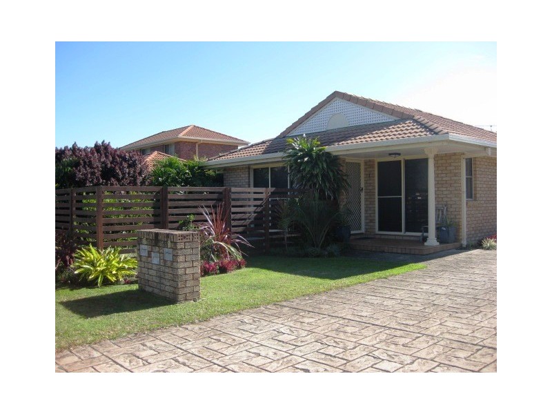 1/3 Hampton Court, Pottsville NSW 2489