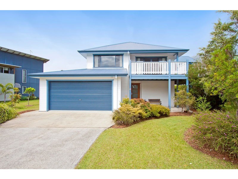 30 Muskheart Circuit, Pottsville NSW 2489