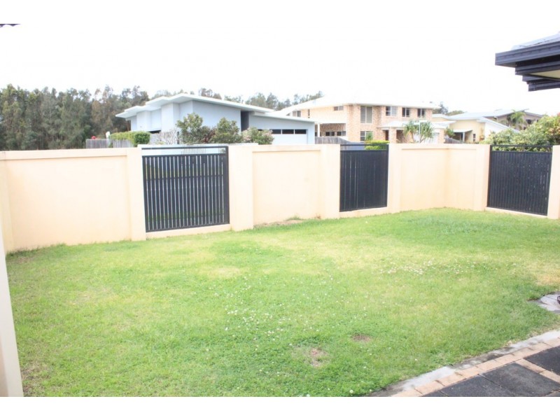 1/49 Border Crescent, Pottsville NSW 2489