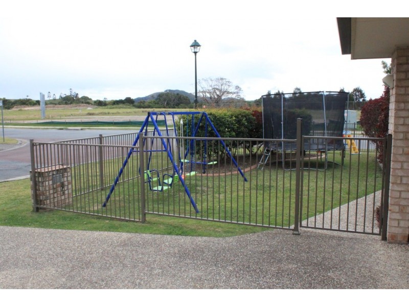 1/10 Arrawarra Street, Pottsville NSW 2489