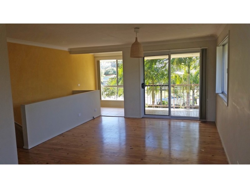 18 Creek Street, Hastings Point NSW 2489