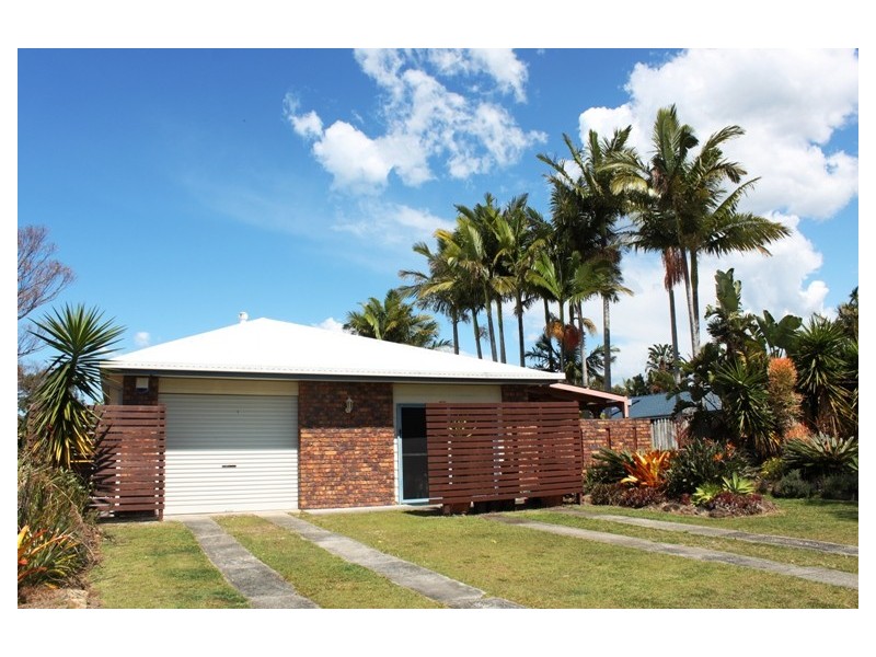 4 Andrew Avenue, Pottsville NSW 2489