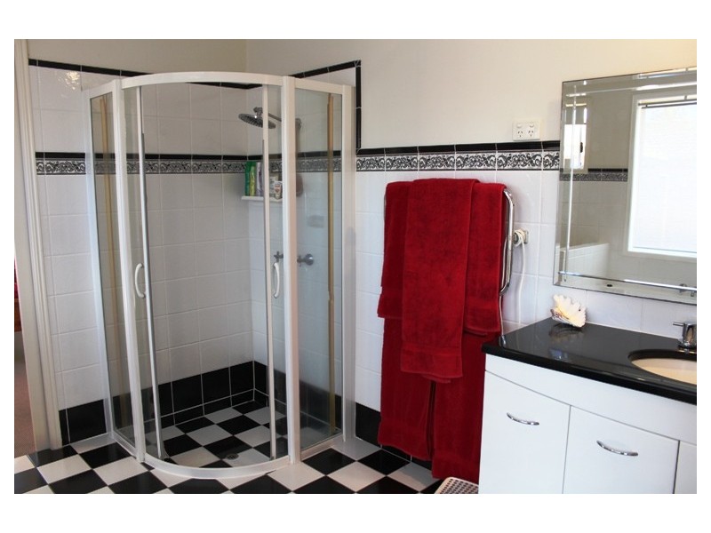 4 Andrew Avenue, Pottsville NSW 2489