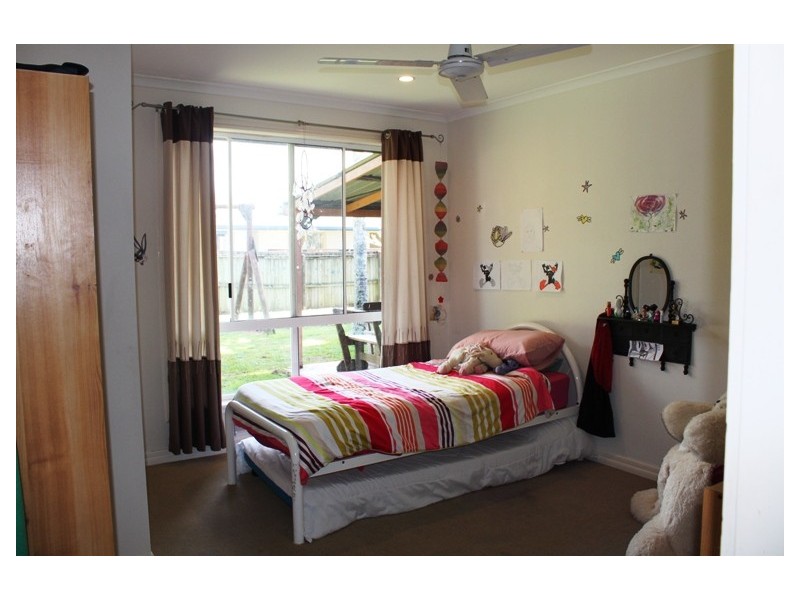 4 Andrew Avenue, Pottsville NSW 2489