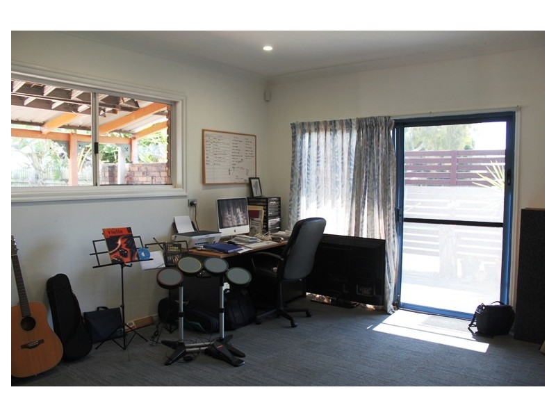 4 Andrew Avenue, Pottsville NSW 2489