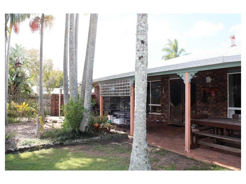 4 Andrew Avenue, Pottsville NSW 2489