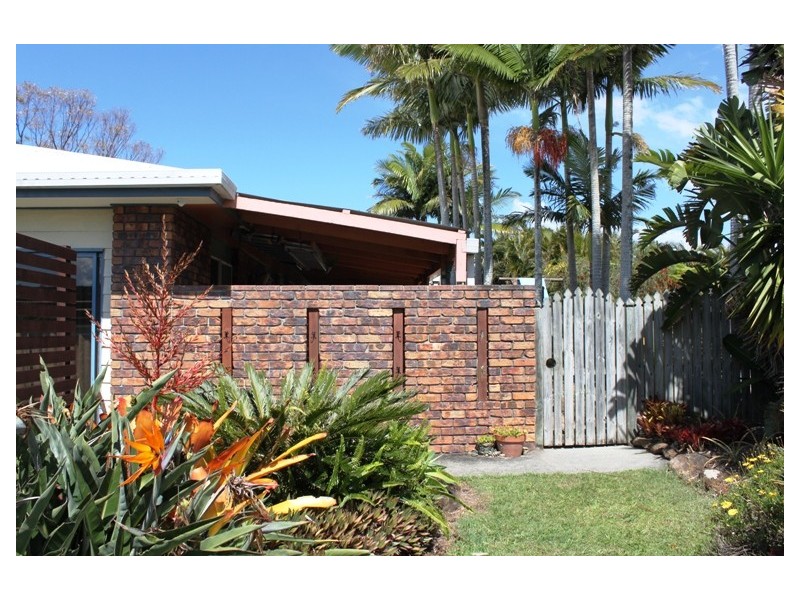 4 Andrew Avenue, Pottsville NSW 2489