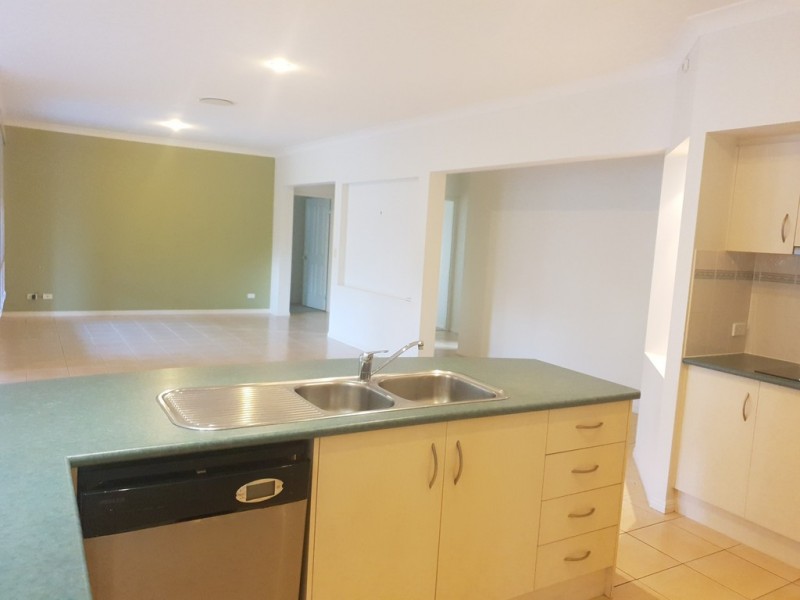 28 Mylestom Circle, Pottsville NSW 2489