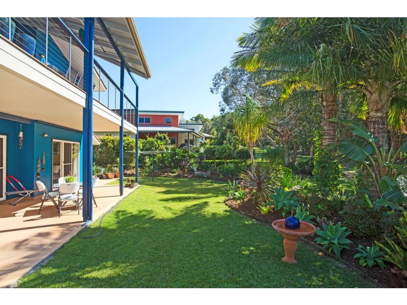 25 Muskheart Circuit, Pottsville NSW 2489