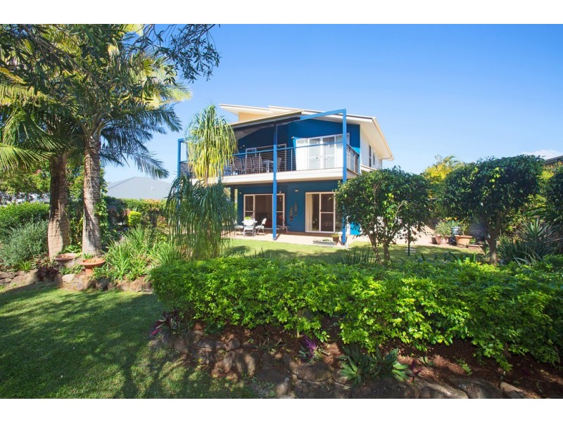 25 Muskheart Circuit, Pottsville NSW 2489