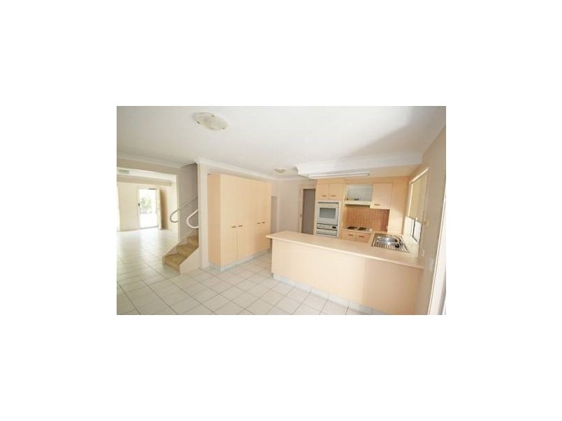 2/3 Mountbatten Court, Pottsville NSW 2489