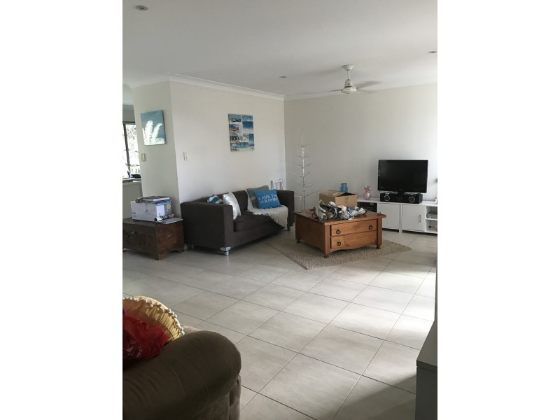 2/35 Newcastle Drive, Pottsville NSW 2489