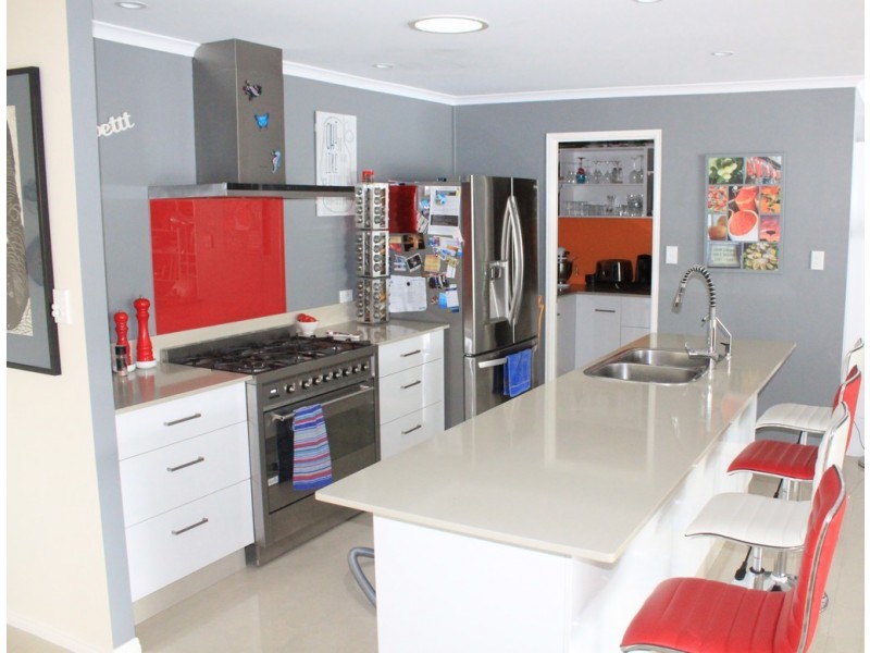 2 Caroline Street, Pottsville NSW 2489