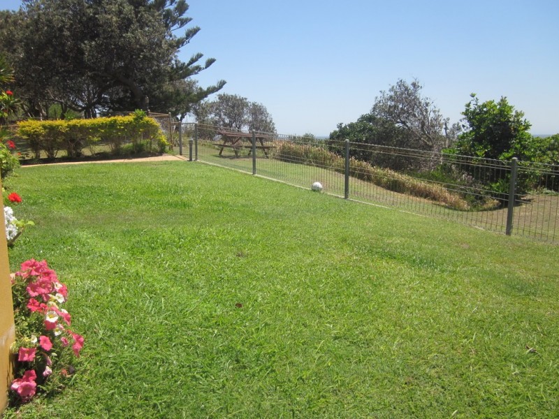 2/6 Coast Road, Hastings Point NSW 2489