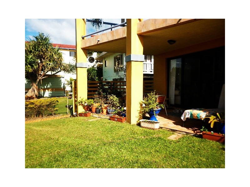 2/6 Coast Road, Hastings Point NSW 2489
