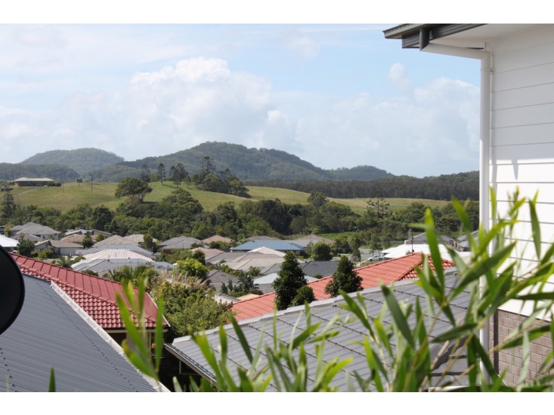 1/43 Newcastle Drive, Pottsville NSW 2489