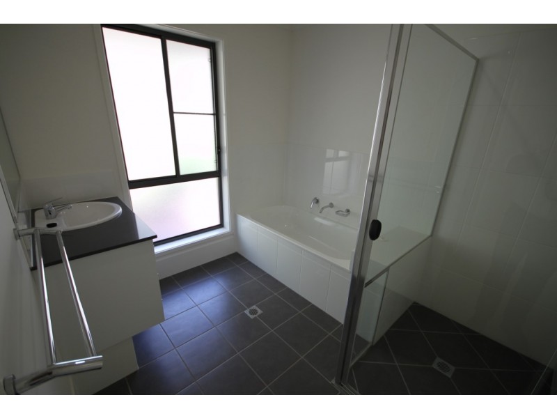 1/43 Newcastle Drive, Pottsville NSW 2489