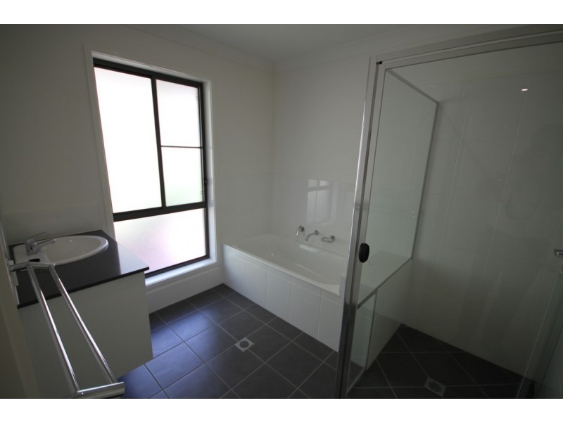 1/43 Newcastle Drive, Pottsville NSW 2489