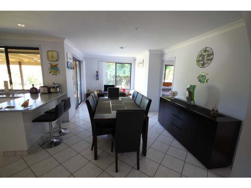 15 Dallis Court, Dunbible NSW 2484