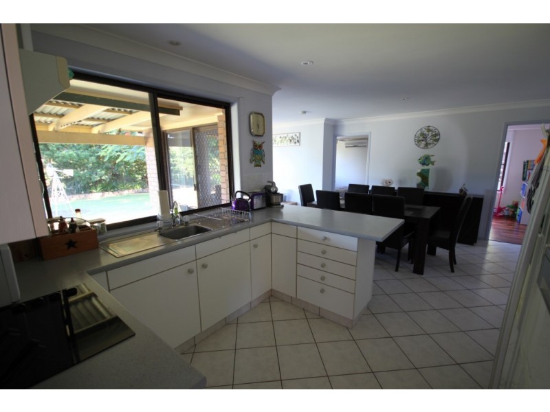 15 Dallis Court, Dunbible NSW 2484