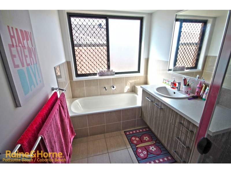 84 Mylestom Circle, Pottsville NSW 2489