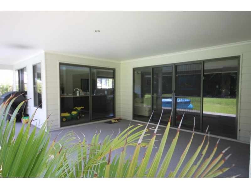 27 Muskheart Circuit, Pottsville NSW 2489