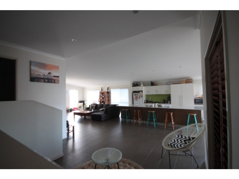 3 Woodfull Cres, Pottsville NSW 2489