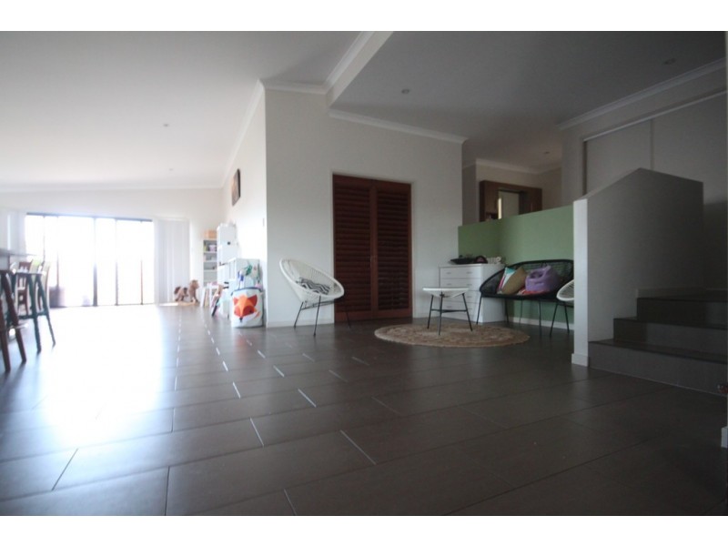 3 Woodfull Cres, Pottsville NSW 2489