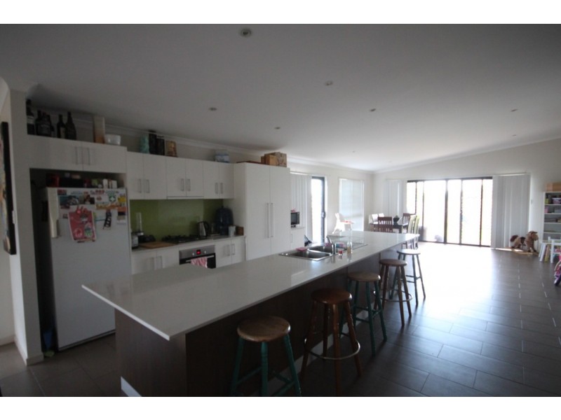 3 Woodfull Cres, Pottsville NSW 2489