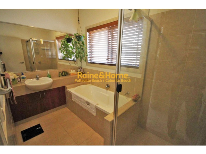1/25 Grassmere Court, Banora Point NSW 2486