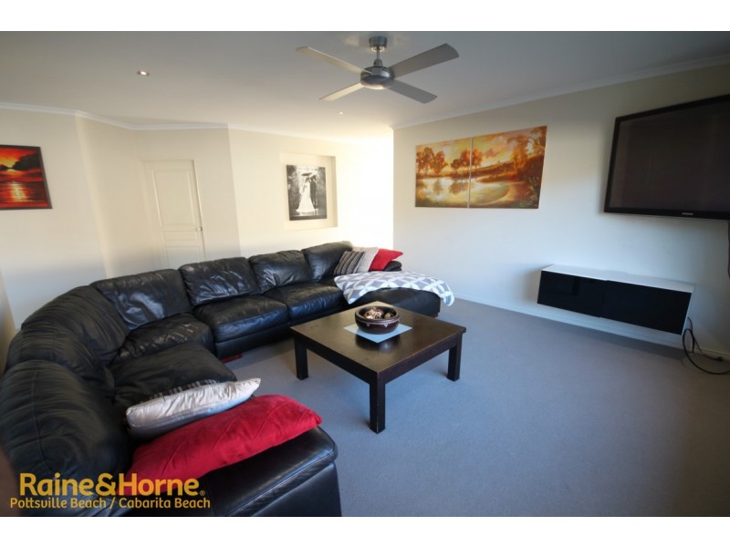 64 Lennox Circuit, Pottsville NSW 2489