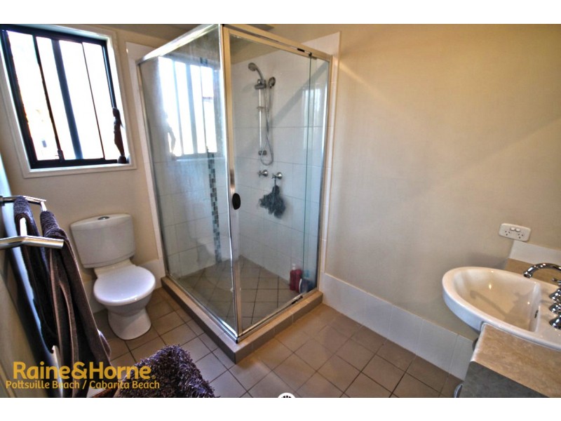 64 Lennox Circuit, Pottsville NSW 2489