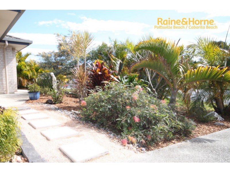 68 Lennox Circuit, Pottsville NSW 2489