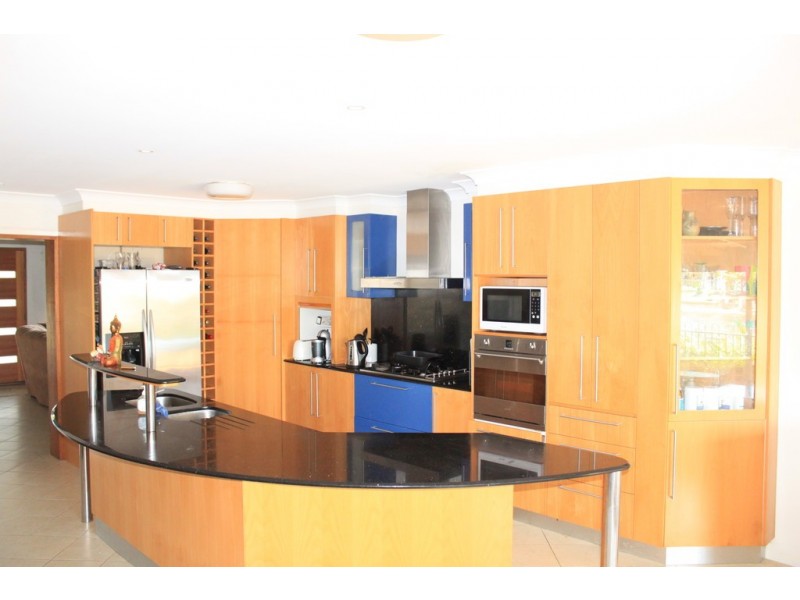 77 Andrew Avenue, Pottsville NSW 2489