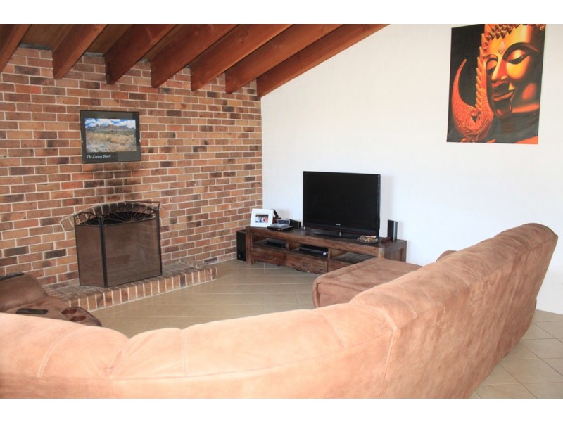 77 Andrew Avenue, Pottsville NSW 2489