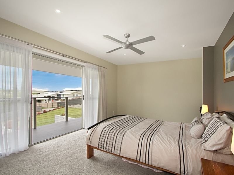 19 Woodfull Crescent, Pottsville NSW 2489