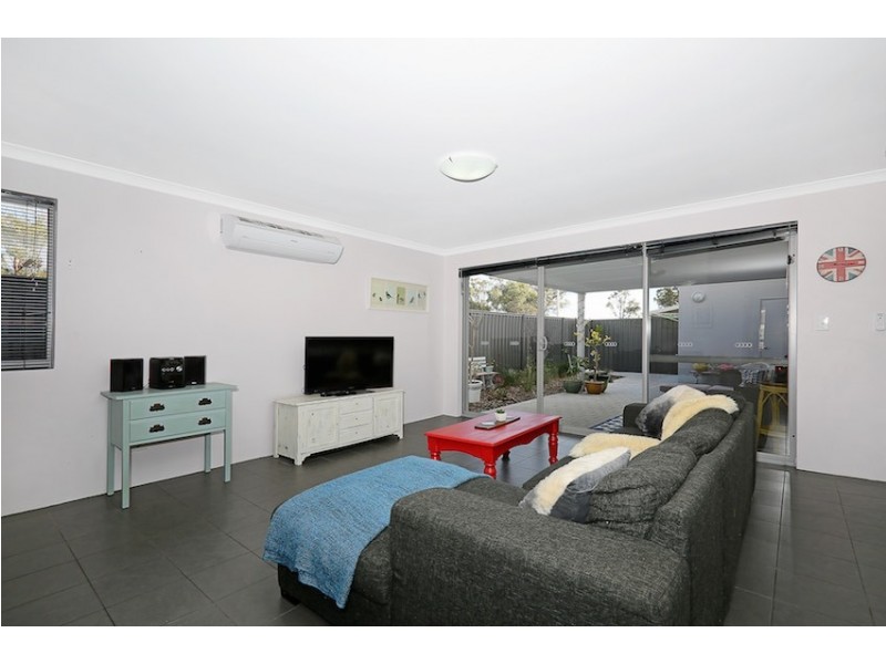 9 Kaalak Lane, Mandurah WA 6210