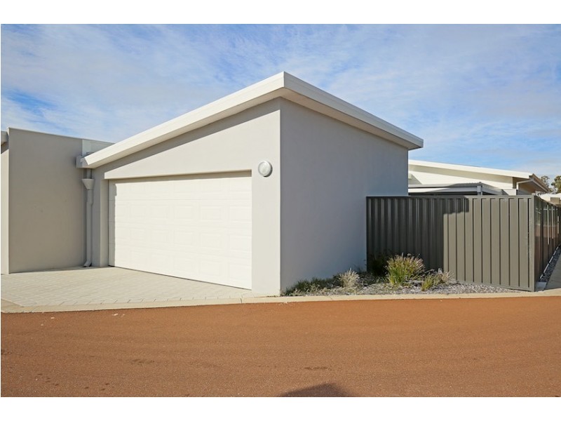 9 Kaalak Lane, Mandurah WA 6210