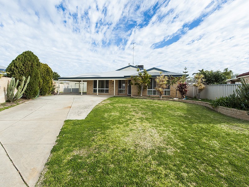 69 Sunningdale Chase, Meadow Springs WA 6210