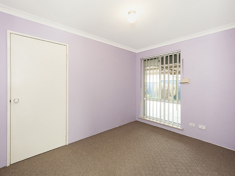 69 Sunningdale Chase, Meadow Springs WA 6210