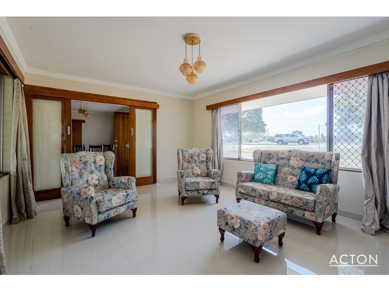 5 Blakeley Street, Mandurah WA 6210