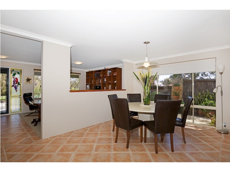 19 Tasman Loop, Dudley Park WA 6210
