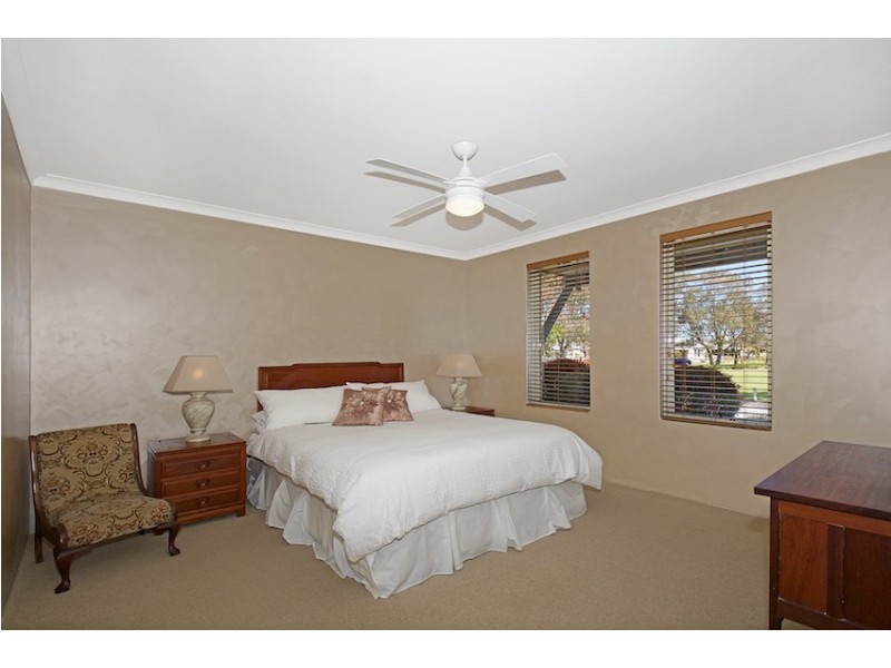 19 Tasman Loop, Dudley Park WA 6210