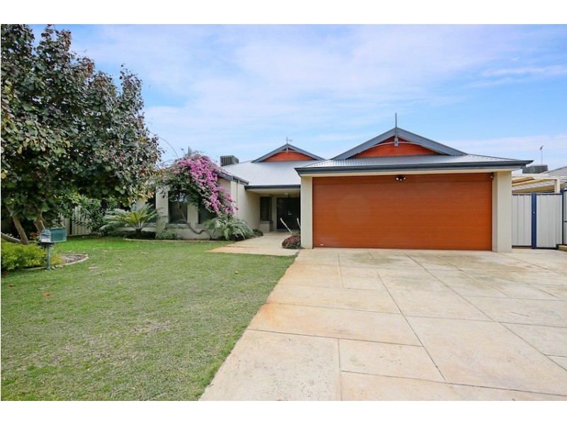 133 Pebblebeach Boulevarde, Meadow Springs WA 6210